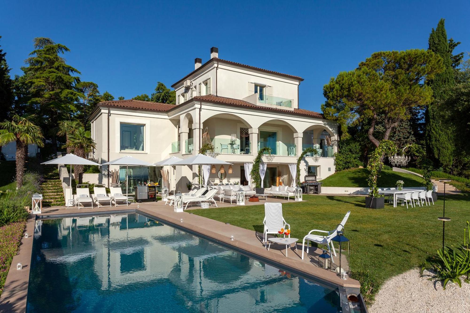 Villa Belvedere Бертіноро Екстер'єр фото